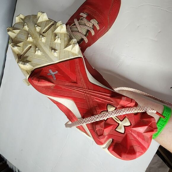 Under Armour football cleats kids size 5Y red and white - Picture 6 of 6